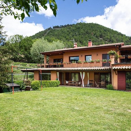 L'Ado Villa Рипол Екстериор снимка